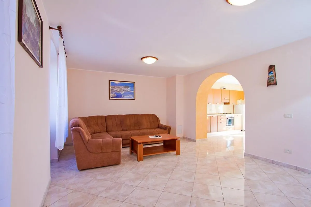 Apartment Daniela Novigrad  0*, Novigrad (Istria)