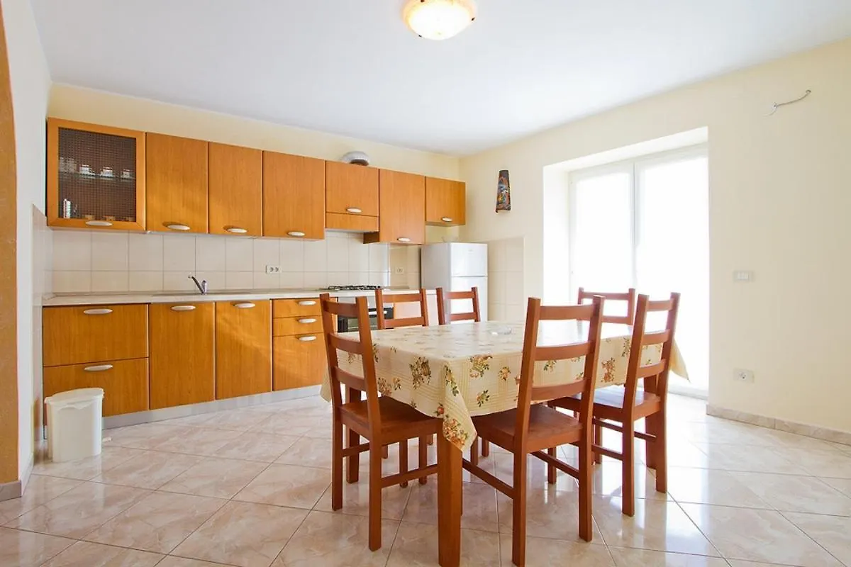 Apartment Daniela Novigrad