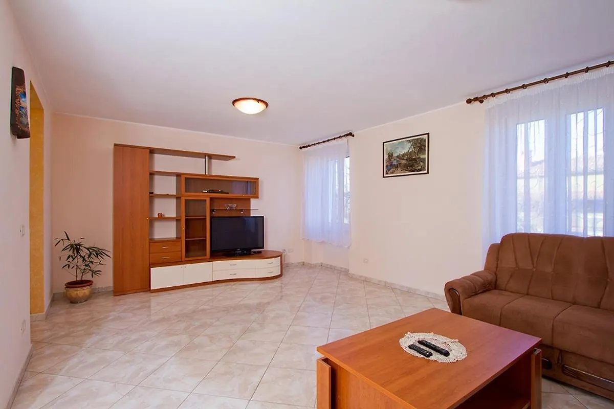 Apartment Daniela Novigrad